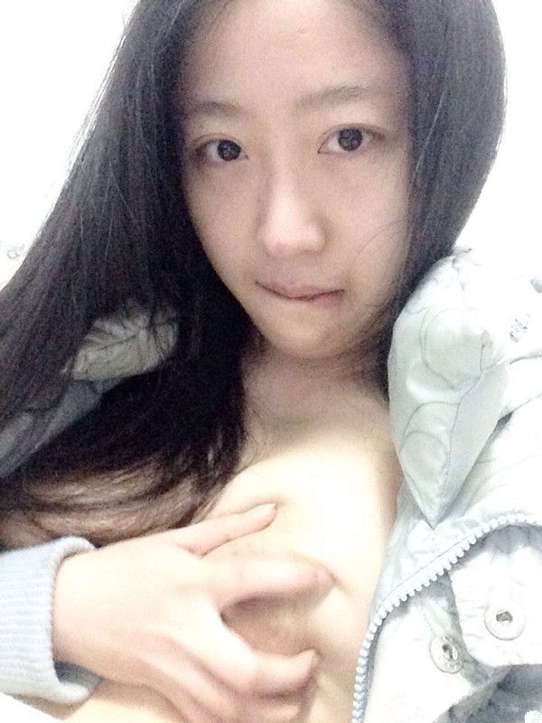 良家妹子发骚自拍