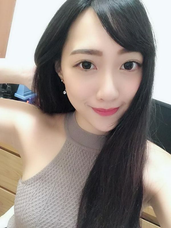 璇璇儿Syuan清新电眸美少女