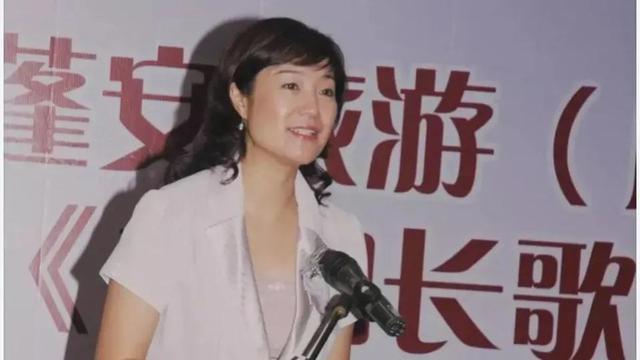 盘点七大美女“女色虎”，包养男宠，以色谋权，不堪入目