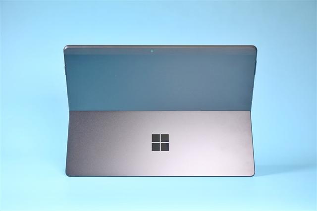 微软满分颜值Surface Pro X评测：最强ARM架构战未来