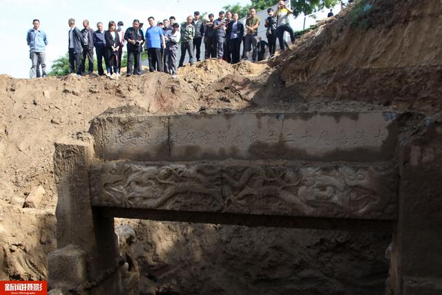 在古代什么样的女人才会被竖贞节牌坊？专家称牌坊背后故事凄凉