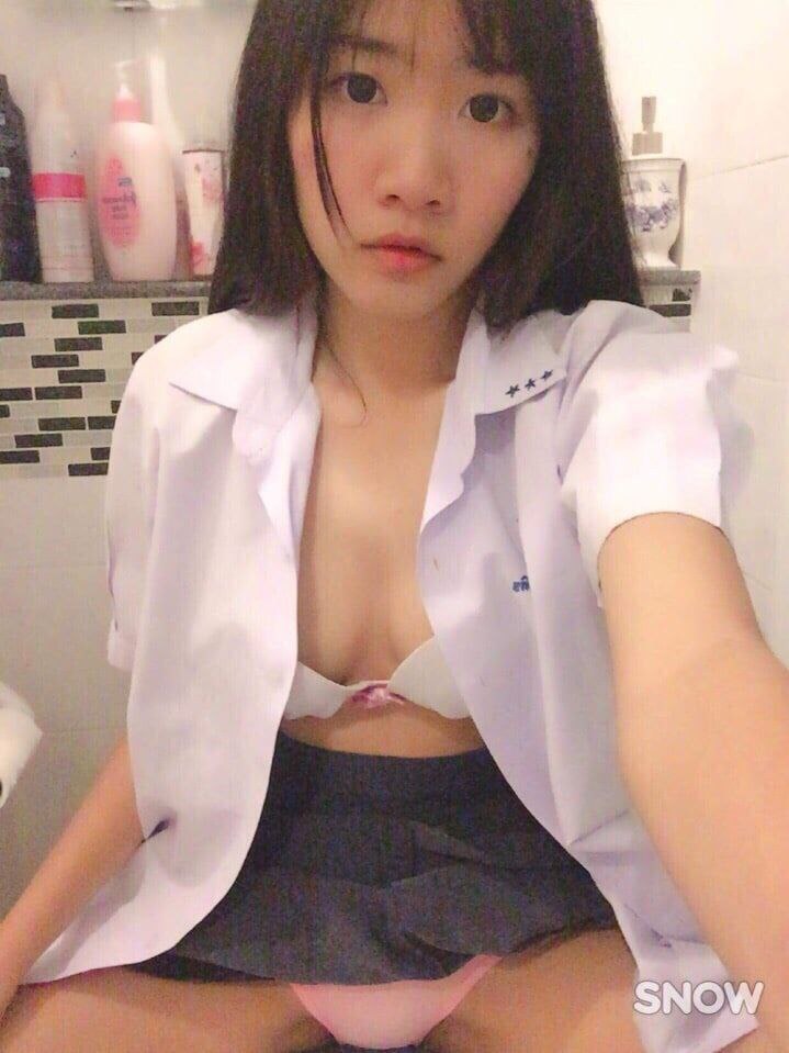 展示反差女和母狗，喜欢这感觉 2023112202