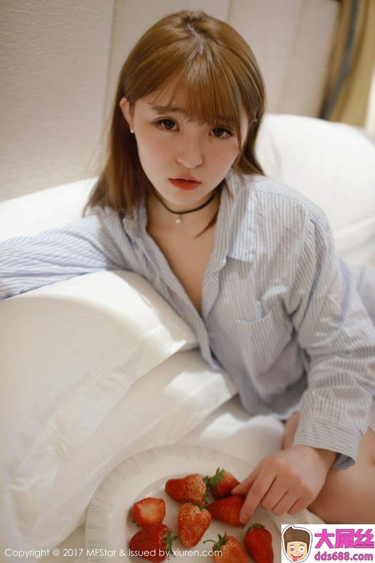 MFStar模范学院系列VOL.096伊小七MoMo性感写真