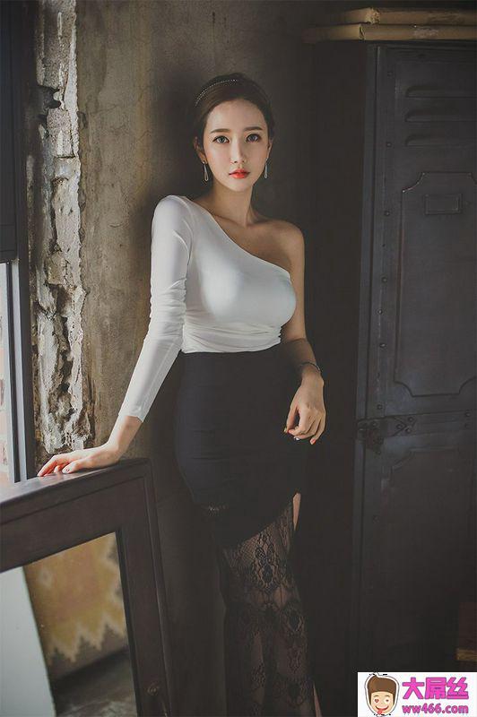 李妍静이연정家居绝美高雅气质写真图